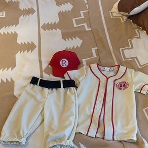 A League of Their Own Jimmy Dugan costume!